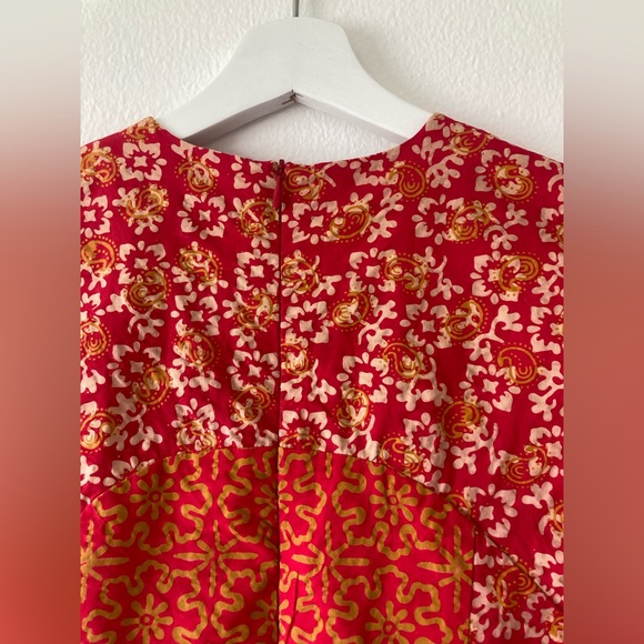 Red Dress - Batik Print Size M - Picture 15 of 16